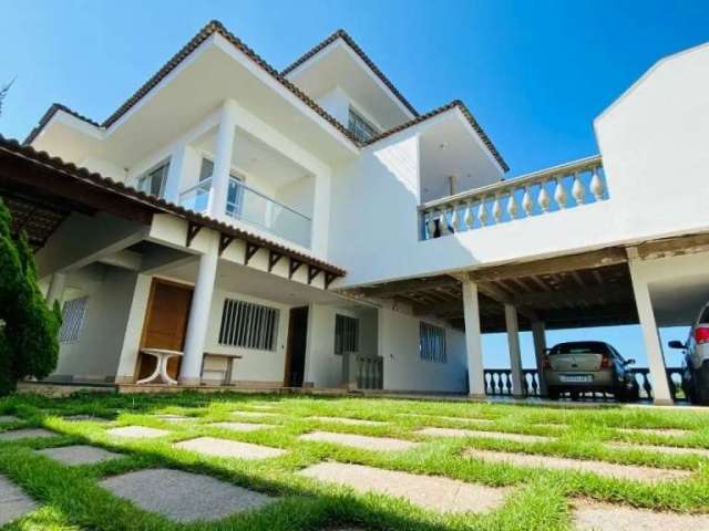 Casa com 6 quartos à venda no Mãe-bá, Anchieta , 800 m2 por R$ 1.800.000