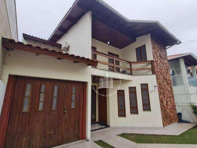 Casa com 5 dormitórios sendo 1 suíte à venda, 250 m² por R$ 1.499.000 - Estreito - Florianópolis/SC