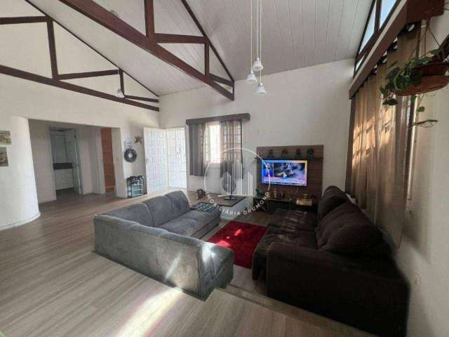 Casa com 4 dormitórios à venda, 202 m² por R$ 990.000,00 - Estreito - Florianópolis/SC