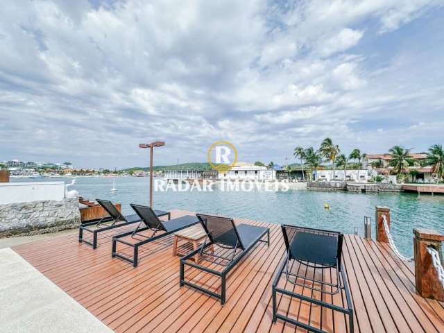 Casa beira canal, Ogiva - Cabo Frio, à venda por R$ 5.400.000,00