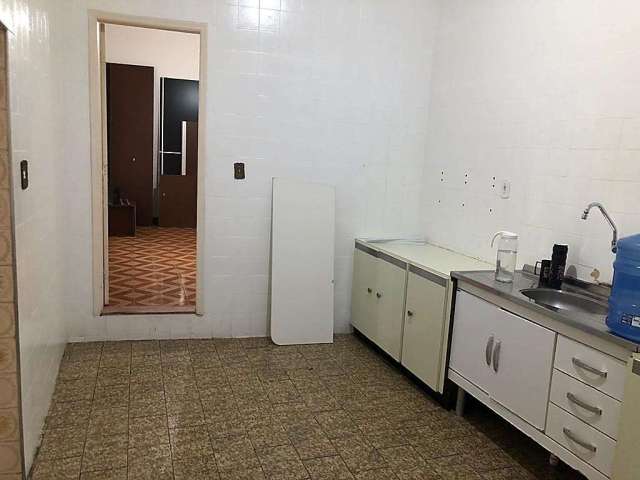 Casa com 4 quartos à venda na Rua Cândido Tostes, São Mateus, Juiz de Fora, 250 m2 por R$ 750.000