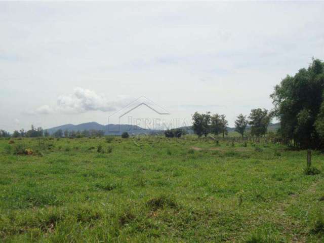 Terreno Padrão em Pindamonhangaba