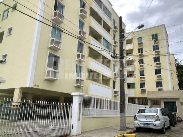 Apartamento à venda bairro Córrego Grande em Florianópolis.