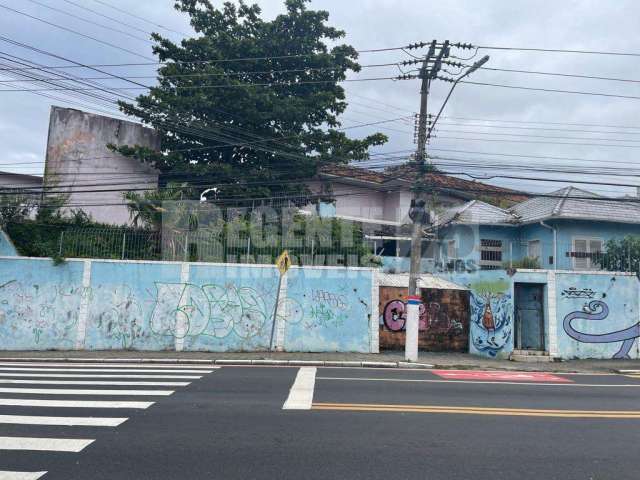 Casa à venda no bairro Coqueiros em Florianópolis