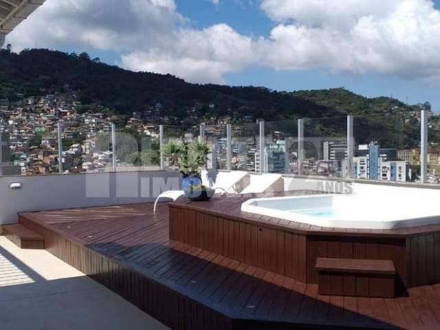 Cobertura à venda no bairro Centro em Florianópolis