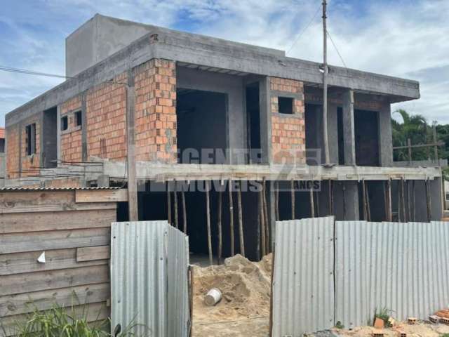 Casa duplex à venda no bairro Ingleses em Florianópolis