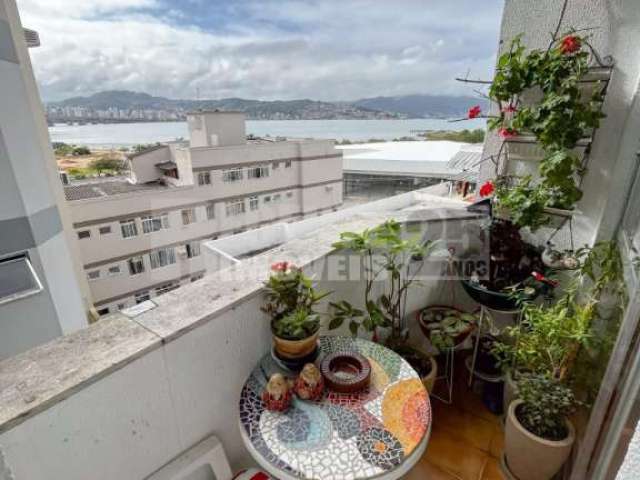 Apartamento à venda no bairro Capoeiras em Florianópolis