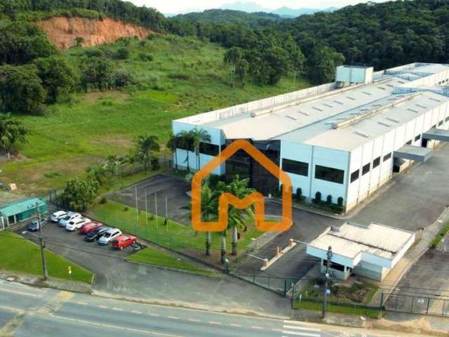 Completa Área Industrial de 33.000m²  no bairro Floresta em Joinville/SC