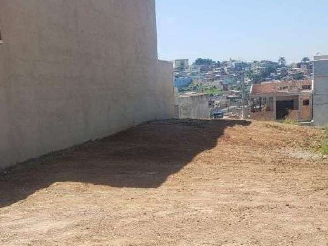 Terreno à venda, 140 m² por R$ 165.000 - Cidade Soberana - Guarulhos/SP