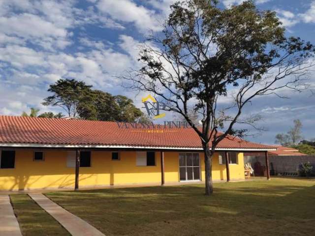 Casa para Venda em Atibaia, Jardim Estância Brasil, 3 dormitórios, 1 suíte, 2 banheiros, 3 vagas