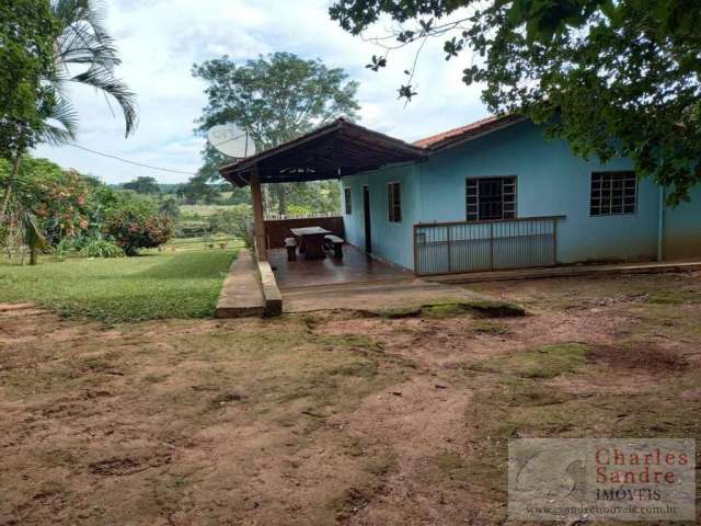 Chácara para Venda em Bela Vista de Goiás, Zona  Rural, 4 dormitórios, 2 suítes, 2 banheiros, 2 vagas