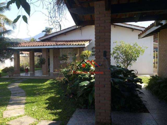 Casa com 2 dormitórios à venda, 170 m² por R$ 800.000,00 - Massaguaçu - Caraguatatuba/SP