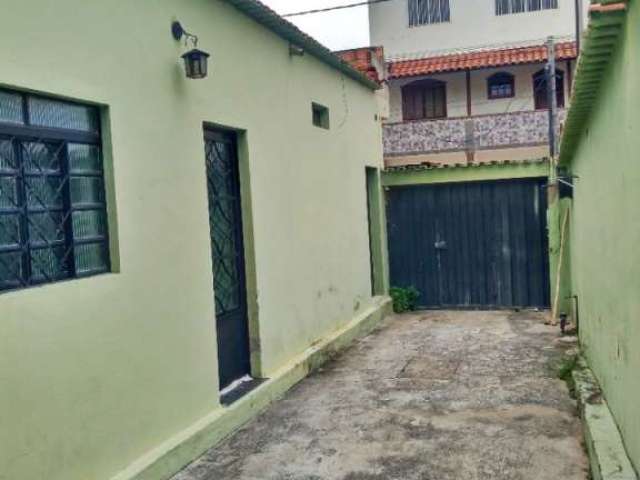 Casa com 2 quartos à venda na Rua Candelária, 376, Botafogo (Justinópolis), Ribeirão das Neves por R$ 330.000
