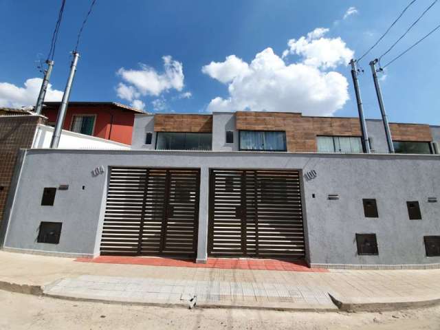 Casa com 3 quartos à venda na Rua Passos Ferreira, 92, Santa Rosa, Belo Horizonte por R$ 784.000