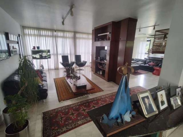 Casa com 4 quartos à venda na Avenida Otacílio Negrão de Lima, 12600, São Luiz, Belo Horizonte por R$ 5.000.000