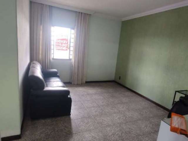 Apartamento com 2 quartos à venda na Rua Maria Lucia Petit, 466, Rio Branco, Belo Horizonte por R$ 203.000
