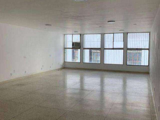 Ótima sala para locação de 102m2 de frente para rua São Bento centro SP .