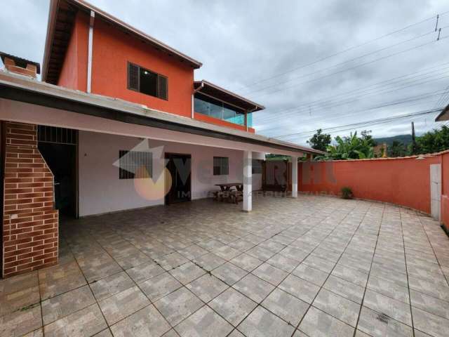 Sobrado com 3 quartos, 176 m², à venda por R$ 600.000,00 - Getuba - Caraguatatuba/SP