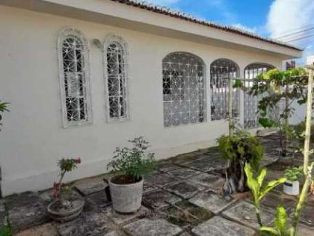 Casa à venda em Neópolis (Natal/RN) I 241m² - 3 quartos