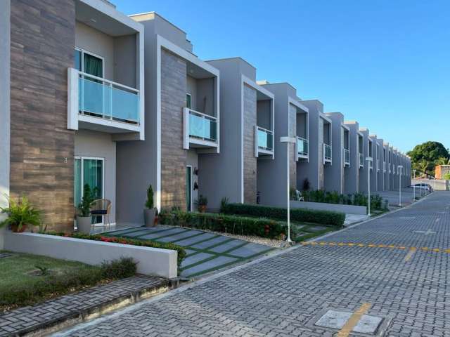 Duplex Em Condomínio Fechado, Centro Do Eusébio, 100m2, 2 Suítes, Wc Social, Amplo Quintal.