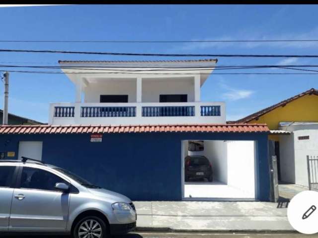 Casa à venda no bairro Vila Santa Rosa - Guarujá/SP