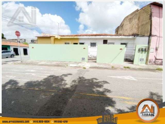 Imóvel com 4 casas, 6 dormitórios à venda, 150 m²- Jóquei Clube - Fortaleza/CE