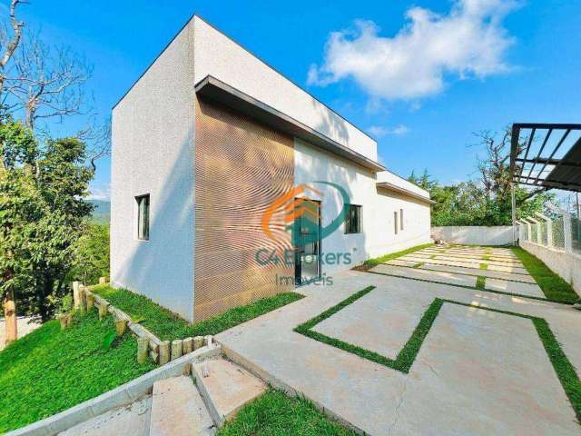 Casa com 3 dormitórios à venda, 130 m² por R$ 680.000,00 - Estância Santa Maria do Portão - Atibaia/SP