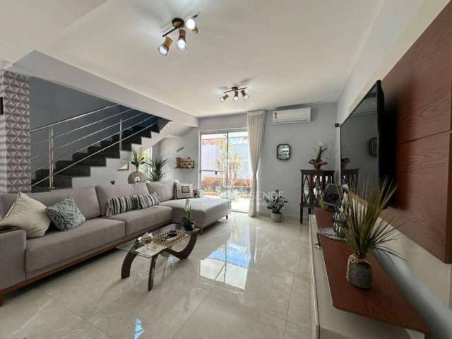 Casa com 3 dormitórios à venda, 129 m² por R$ 750.000,00 - Masterville - Sarzedo/MG