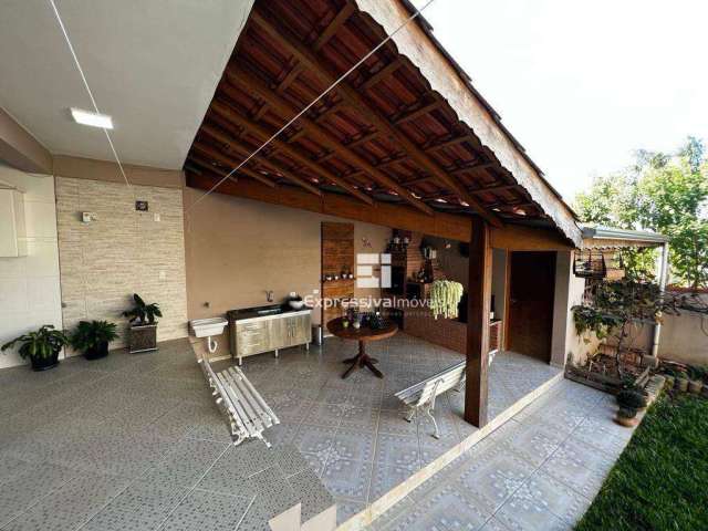 Casa com 3 dormitórios à venda, 233 m² por R$ 690.000,00 - Loteamento Itatiba Park - Itatiba/SP