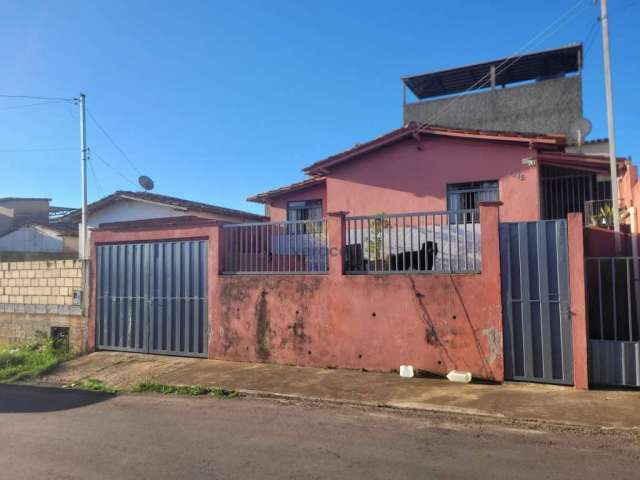 Casa à venda no Belvedere por R$ 320.000 mil em Ouro Branco - MG