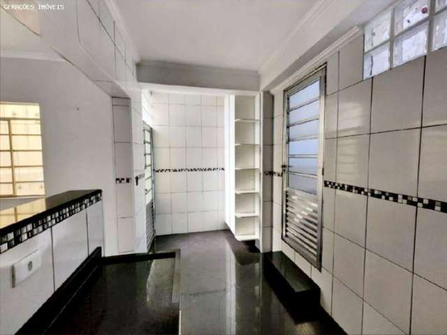 Casa para Venda em Osasco, Jardim Roberto, 2 dormitórios, 1 suíte, 3 banheiros, 1 vaga