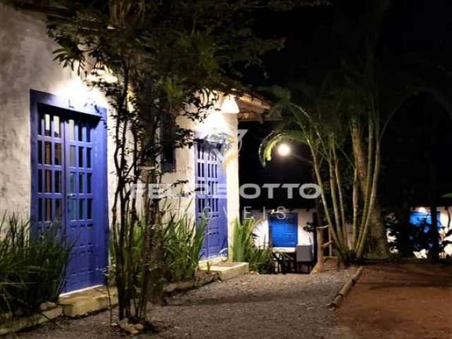 Casa comercial com 4 salas à venda em Trancoso, Porto Seguro  por R$ 2.000.000