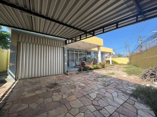 Casa com 5 quartos à venda em São João do Tauape, Fortaleza  por R$ 1.600.000