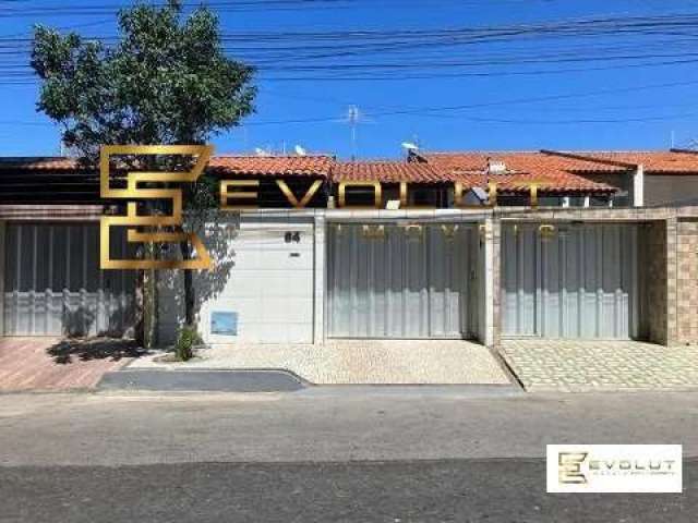 Casa com 3 quartos à venda no Cambeba, Fortaleza  por R$ 445.000