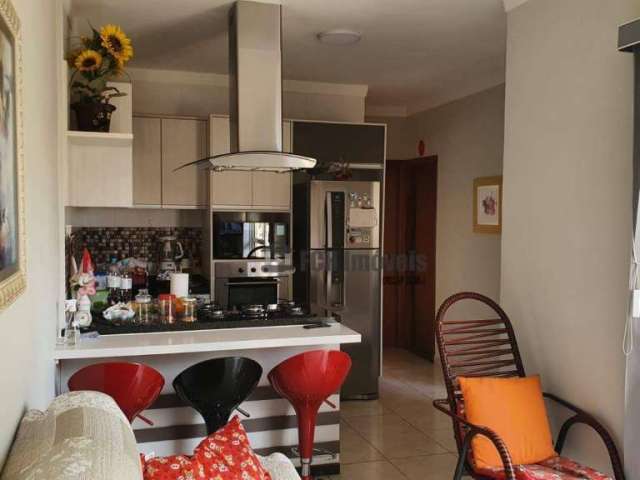 Apartamento com 2 dormitórios à venda, 45 m² por R$ 315.000,00 - Centro - Boituva/SP