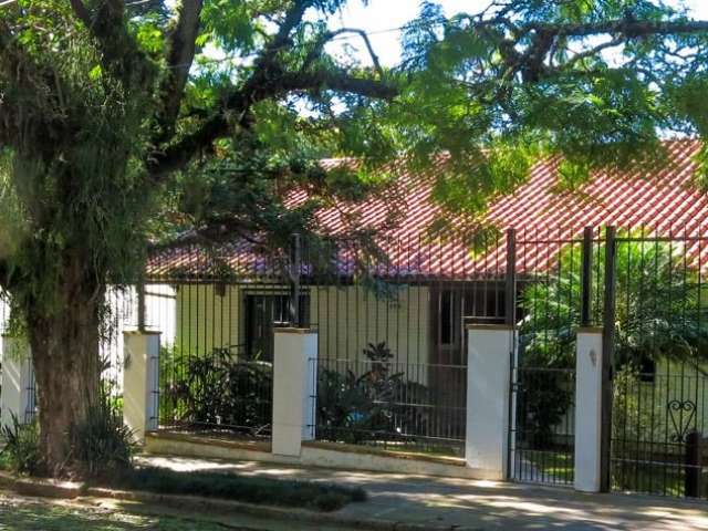 Casa 3 dormitórios a venda no bairro Vila Conceição