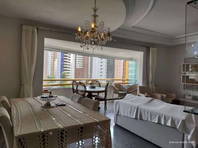 Apartamento residencial para Venda Meireles, Fortaleza 3 dormitórios sendo 3 suítes, 2 salas, 4 banheiros, 2 vagas 130,00 m² construída