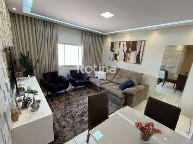 Apartamento à venda, 3 quartos, 1 suíte, 1 vaga, Chácaras Tubalina e Quartel - Uberlândia/MG - R$ 240.000,00