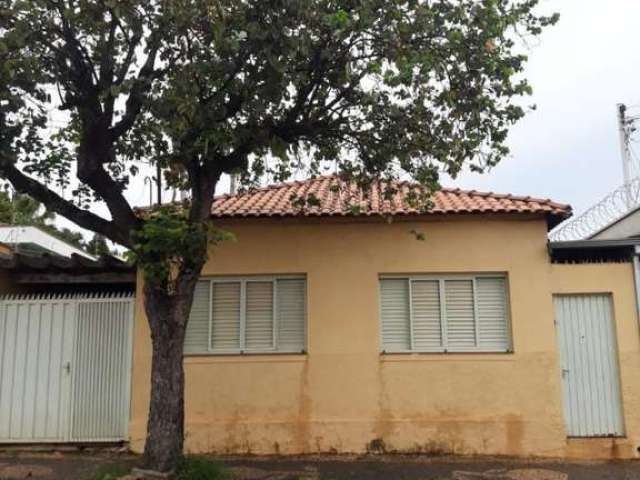 Casa para Venda em Limeira, Vila Paulista, 4 dormitórios, 2 banheiros, 2 vagas