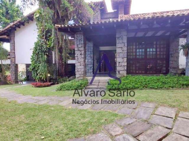 Casa com 4 dormitórios à venda, 590 m² por R$ 4.100.000,00 - Fradinhos - Vitória/ES