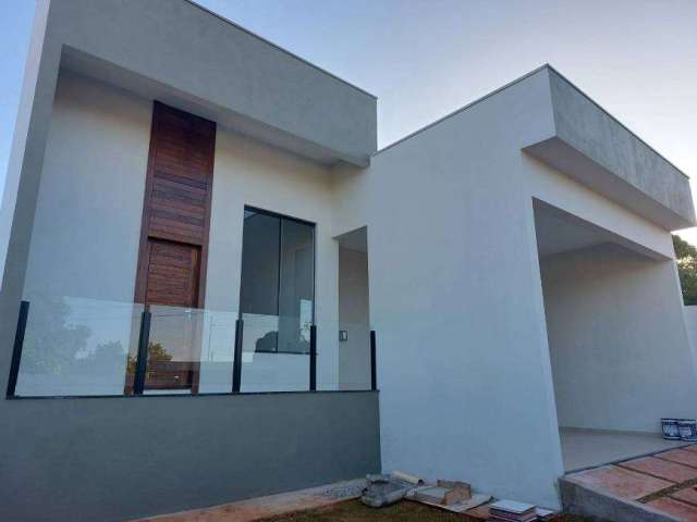 Casa em lote de 360 m² em Igarapé/MG