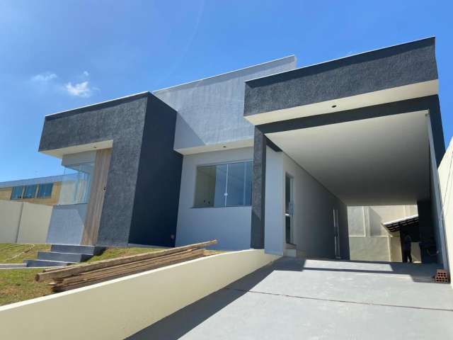 Casa com área de 360m2 em Igarapé – MG