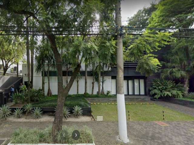 Casa comercial com 10 salas para alugar no Jardim América, São Paulo  por R$ 145.000