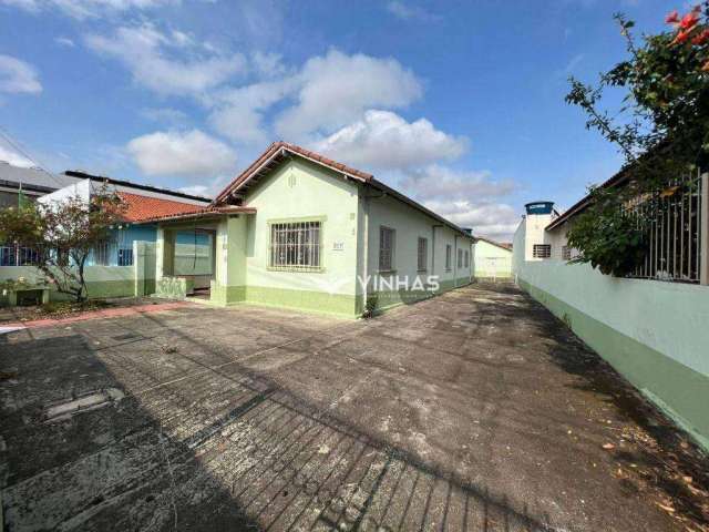 Casa com 8 dormitórios para alugar, 201 m² por R$ 5.188,44/mês - Santana - São José dos Campos/SP