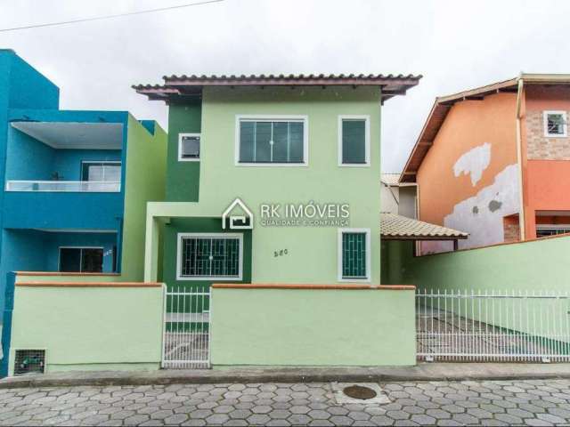 Casa para aluguel, 2 quartos, 2 suítes, 1 vaga, Ingleses - Florianópolis/SC