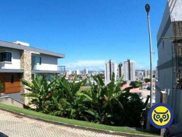 Terreno em Condomínio Fechado, à venda, Estreito, Florianópolis