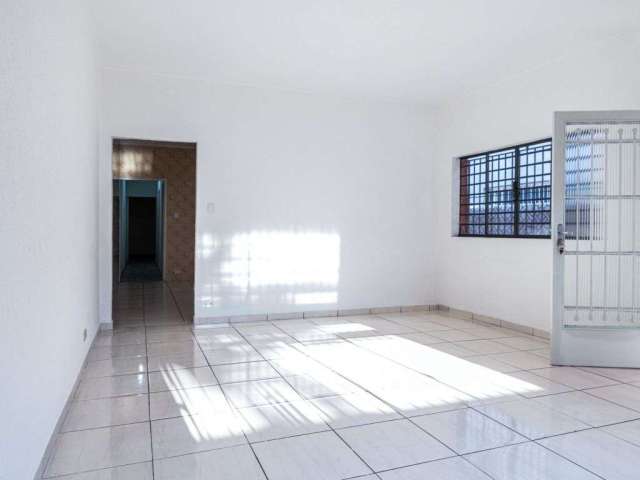 112098 Casa com 2 dormitórios para alugar, 160 m² por R$ 4.977/mês - Campo Belo - São Paulo/SP