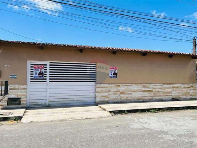 Casa térrea de 3 quartos no bairro Liberdade, próximo a Av. Perimetral