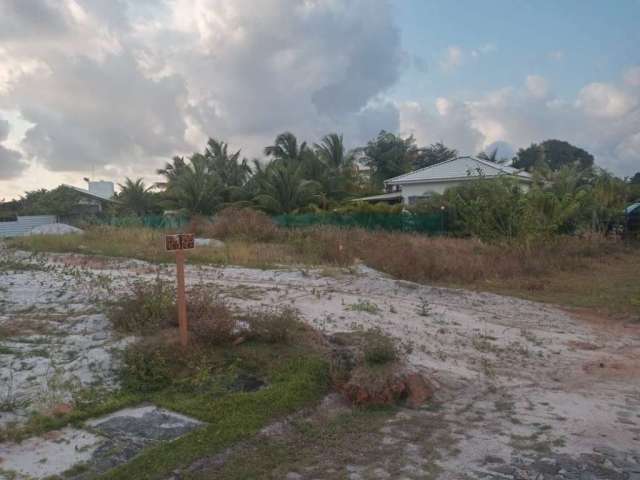 Terreno à venda na Praia de Busca Vida, Camaçari  por R$ 1.100.000