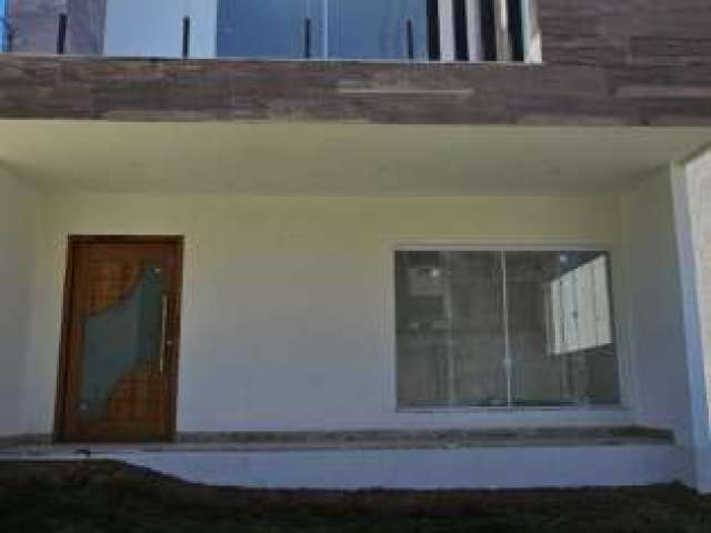 Casa em condomínio fechado com 4 quartos à venda em Caji, Lauro de Freitas  por R$ 670.000